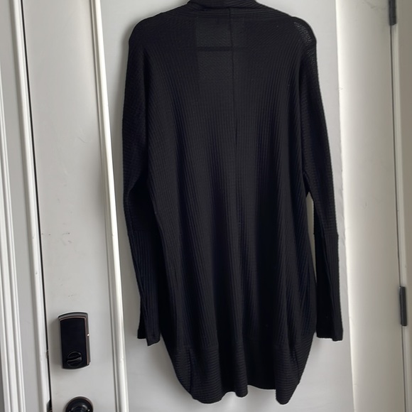 Daisy Fuentes sweater, size 2x. Black open front Tub X - Picture 5 of 7